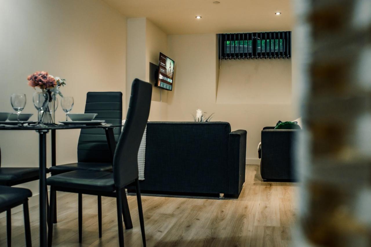 בראדפורד Bv Cosy Basement Apartment At Conditioning House מראה חיצוני תמונה