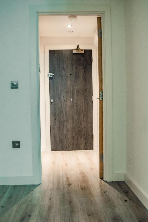 בראדפורד Bv Cosy Basement Apartment At Conditioning House מראה חיצוני תמונה